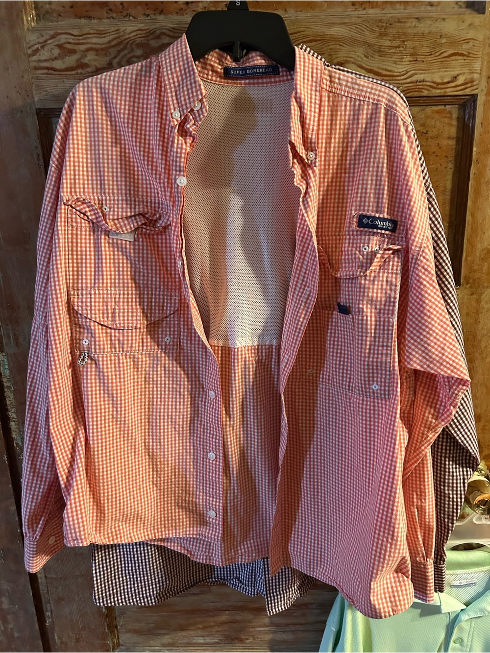 Columbia Men’s Orange Gingham Button-Up Fishing Shirt